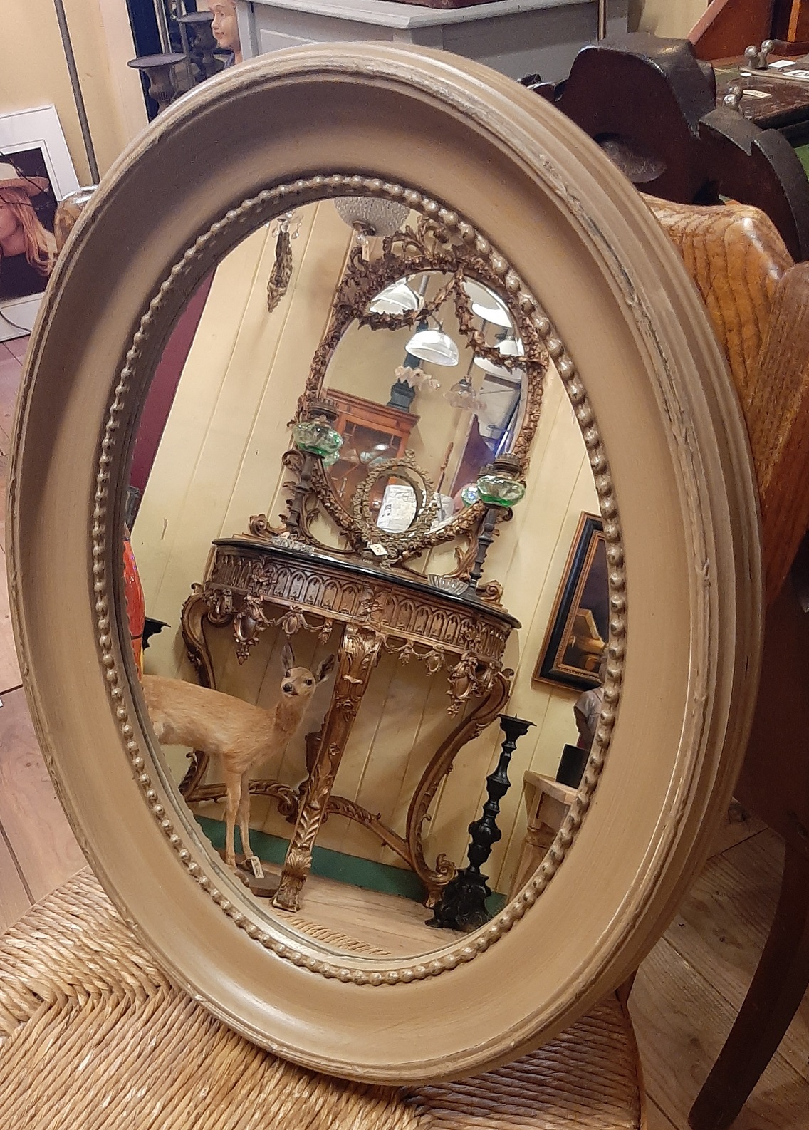 Onweersbui Kantine Oorlogszuchtig Spiegel ovaal model kleur taupe 50 x 38 cm - Rinus de Bruin